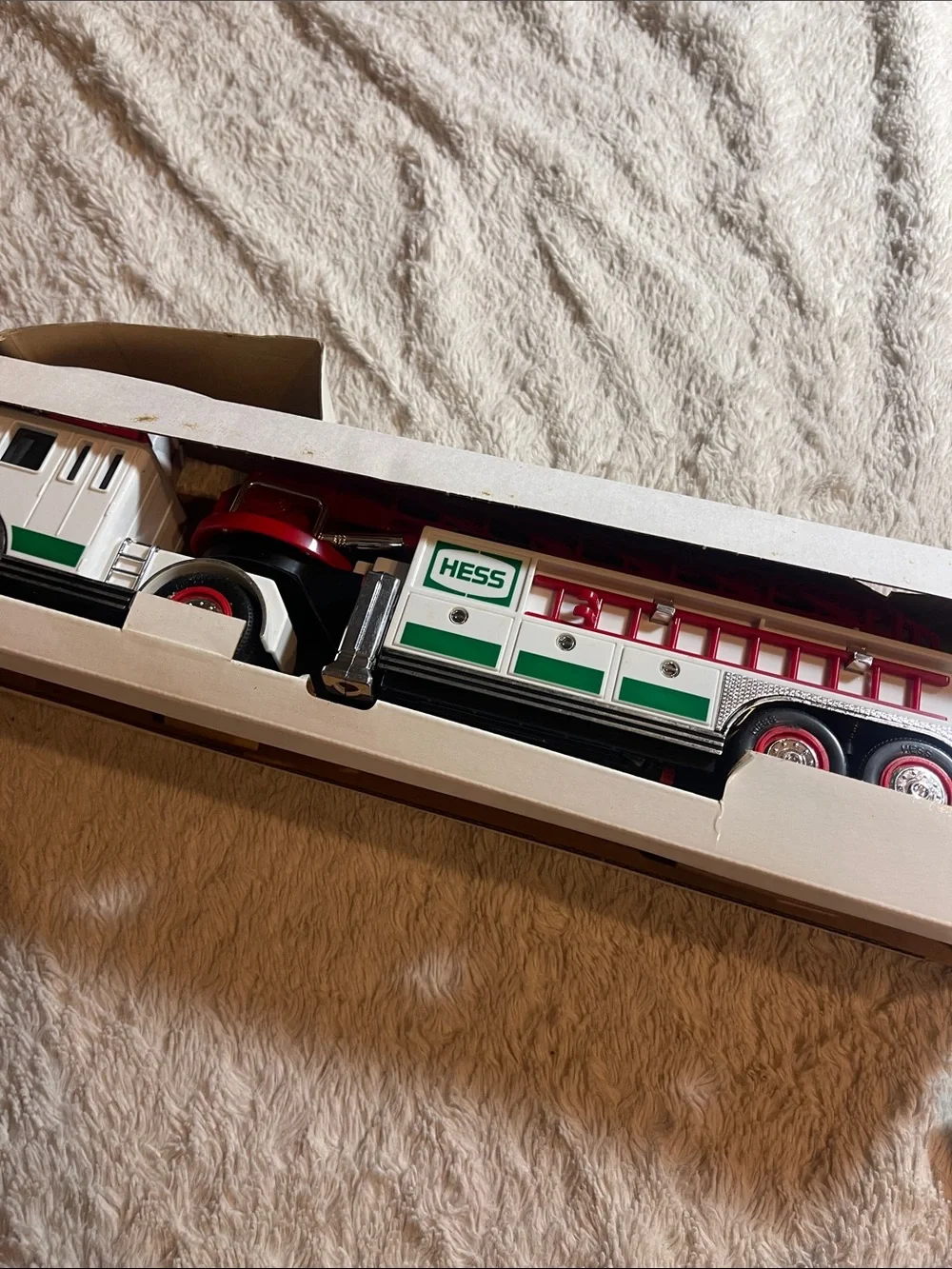 Hess fire truck year 2000